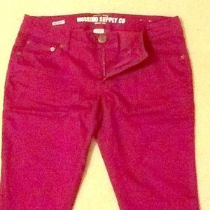NWOT Mossimo skinny jeans, like new never worn
